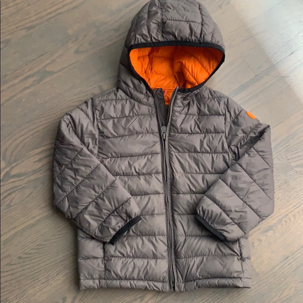 Warm and lightweight Fall Coat! 🍁